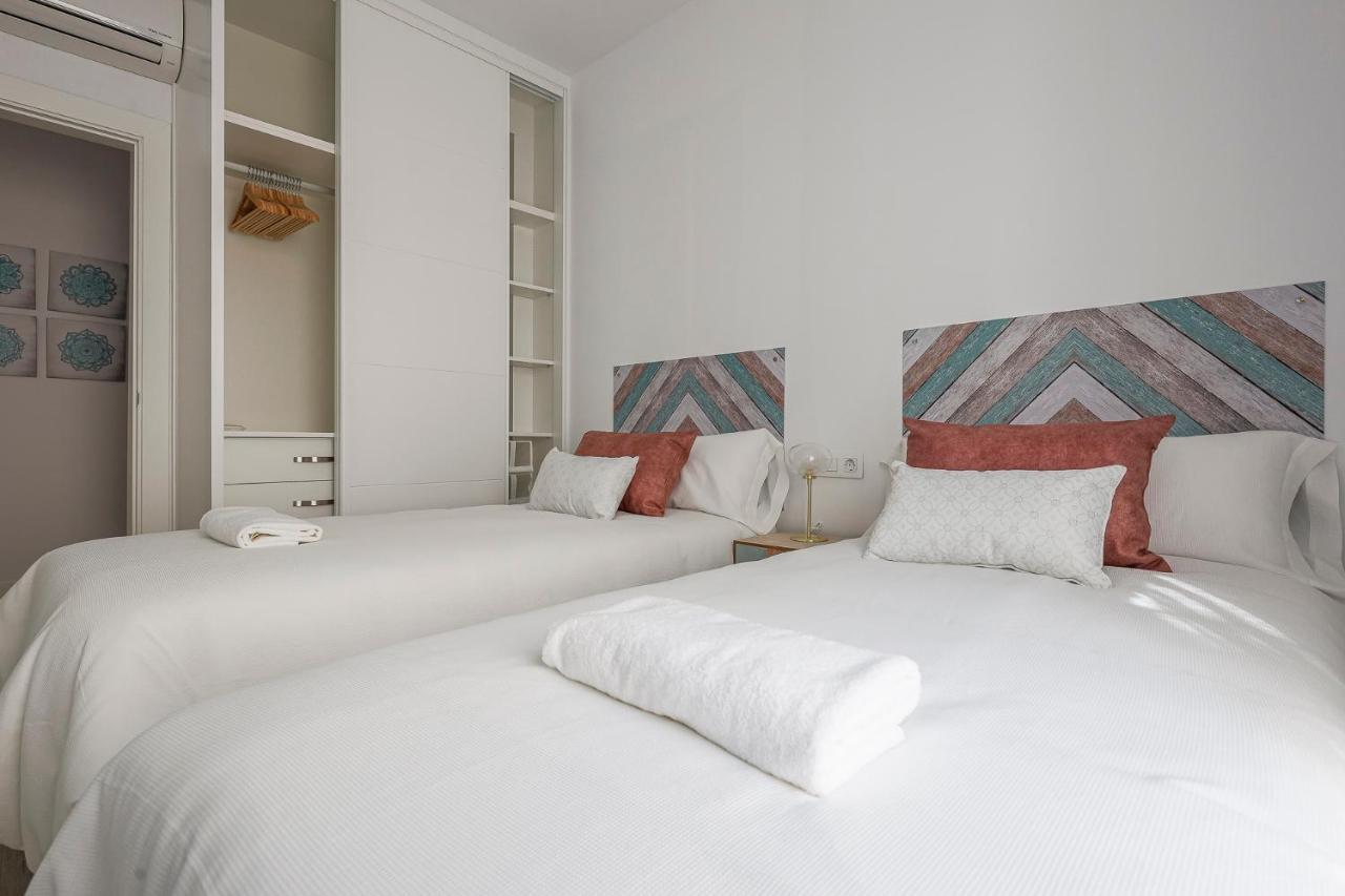 Family Home Suits Encantos De Sevilla Екстер'єр фото