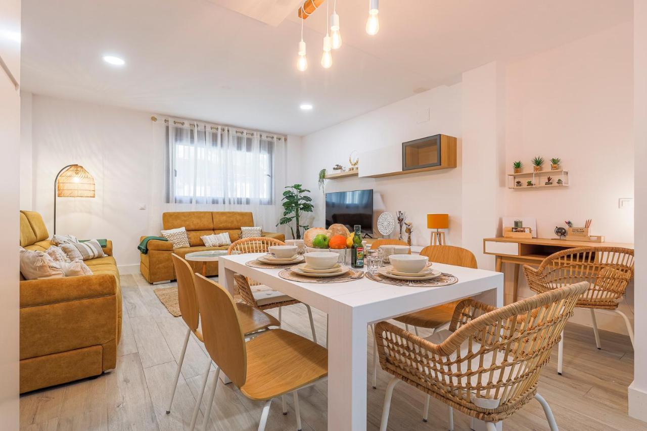 Family Home Suits Encantos De Sevilla Екстер'єр фото