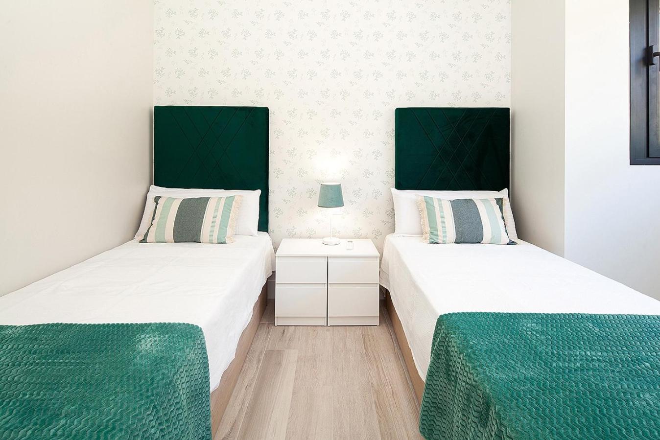 Family Home Suits Encantos De Sevilla Екстер'єр фото